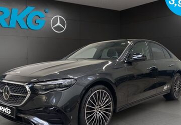 Mercedes-Benz E 220 9.800 km 63.890 &euro; Bonn 53119