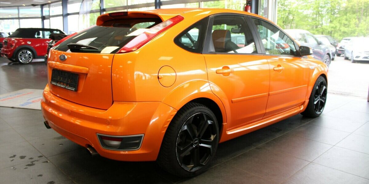 Ford Focus 2.5 MK2 ST - Recaro - SHZ -Navi - 96.133 km 11.980 &euro; Euskirchen 53881