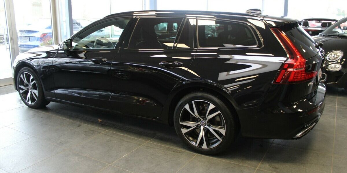 Volvo V60 T6 AWD Recharge Geartronic RDesign 97.900 km 25.980 &euro; Euskirchen 53881