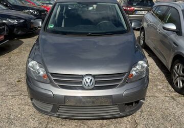 VW Golf 211.000 km 2.490 &euro; Bonn 53123