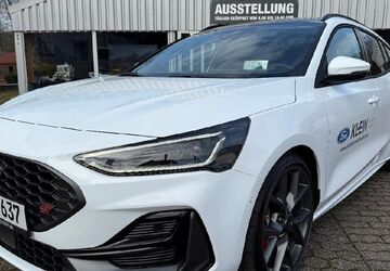 Ford Focus 9.400 km 38.990 &euro; Eitorf 53783