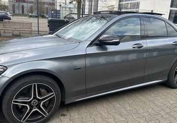 Mercedes-Benz C 300 197.000 km 23.799 &euro; Troisdorf 53842