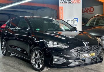 Ford Focus 64.000 km 19.999 &euro; Troisdorf 53842