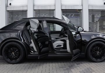 Porsche Macan 6.000 km 95.500 &euro; Hürth (bei Köln) 50354