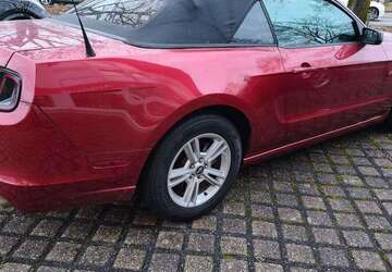 Ford Mustang 120.000 km 9.950 &euro; Sankt Augustin 53757