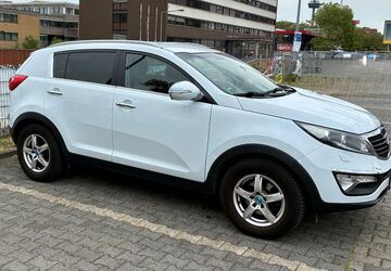 Kia Sportage 110.000 km 8.699 &euro; Köln 50737