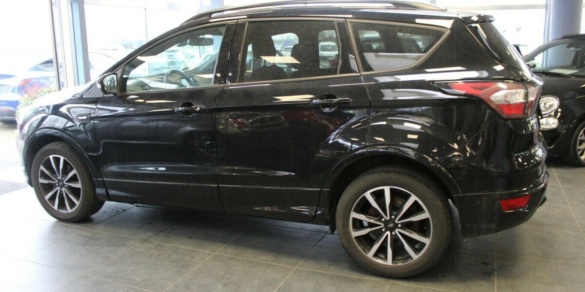 Ford Kuga 1.5 EcoBoost 2x4 ST-Line 110.675 km 12.480 &euro; Euskirchen 53881