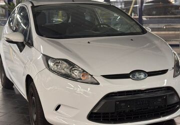 Ford Fiesta 177.000 km 2.599 &euro; Brühl (Nähe Köln) 50321