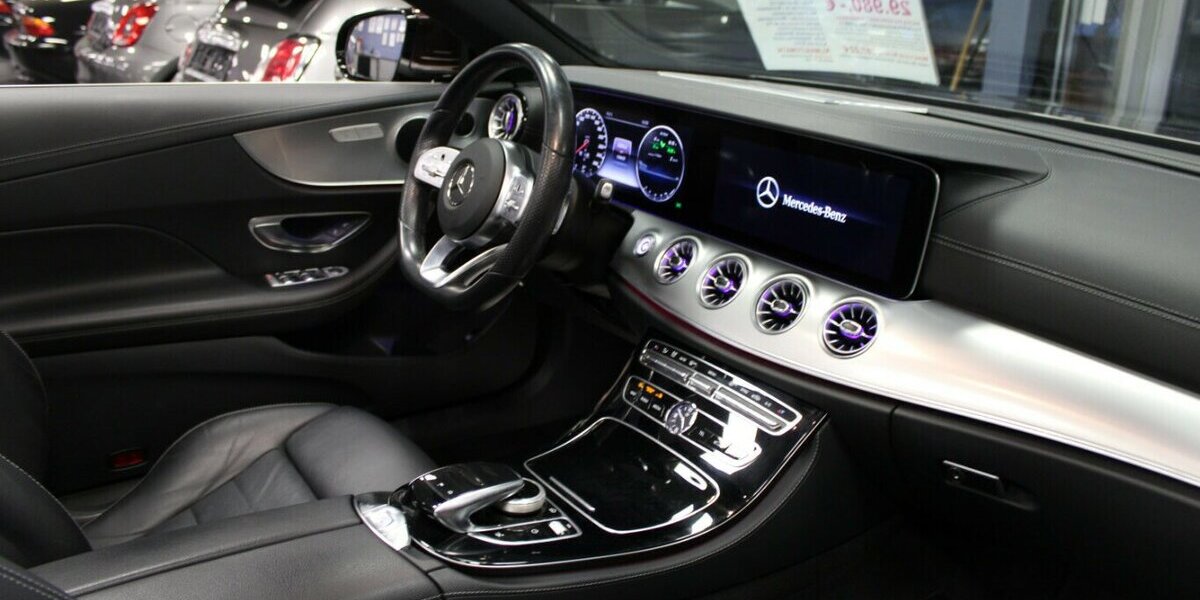 Mercedes-Benz E 350 Cabrio 9G-TRONIC AMG Line 158.600 km 29.980 &euro; Euskirchen 53881