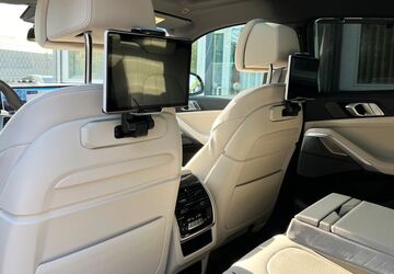 BMW X6 6.143 km 87.950 &euro; Köln 50739