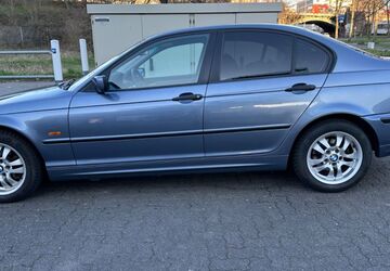 BMW 316 122.000 km 3.300 &euro; Troisdorf 53844