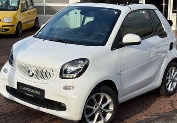 Smart ForTwo 49.400 km 14.250 &euro; Köln 51109
