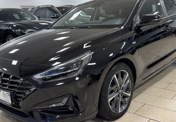 Hyundai i30 59.958 km 18.740 &euro; Bonn 53227