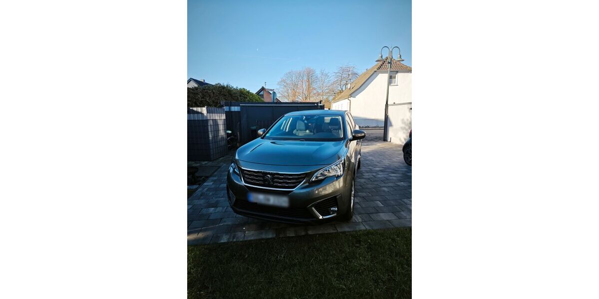 Peugeot 5008 119.977 km 15.400 &euro; Sankt Augustin 53757