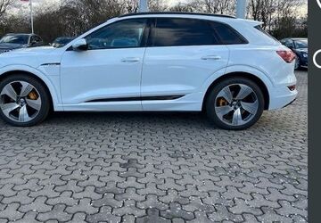 Audi e-tron 55.000 km 35.789 &euro; Erftstadt 50374
