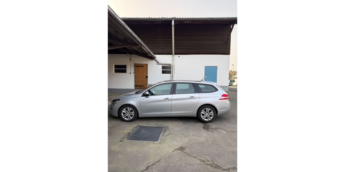 Peugeot 308 198.000 km 7.100 &euro; Lohmar 53797