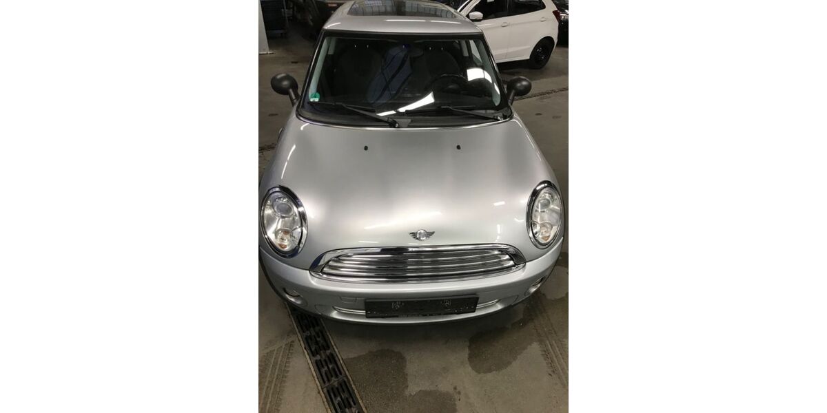 Mini ONE 164.197 km 4.500 &euro; Bergisch Gladbach 51469