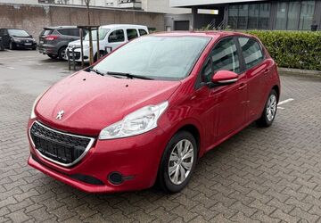 Peugeot 208 100.000 km 3.990 &euro; Köln 50739