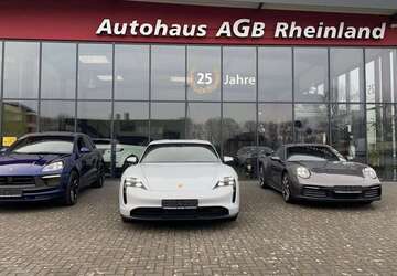 Ford Mustang 3.471 km 49.600 &euro; Brühl 50321