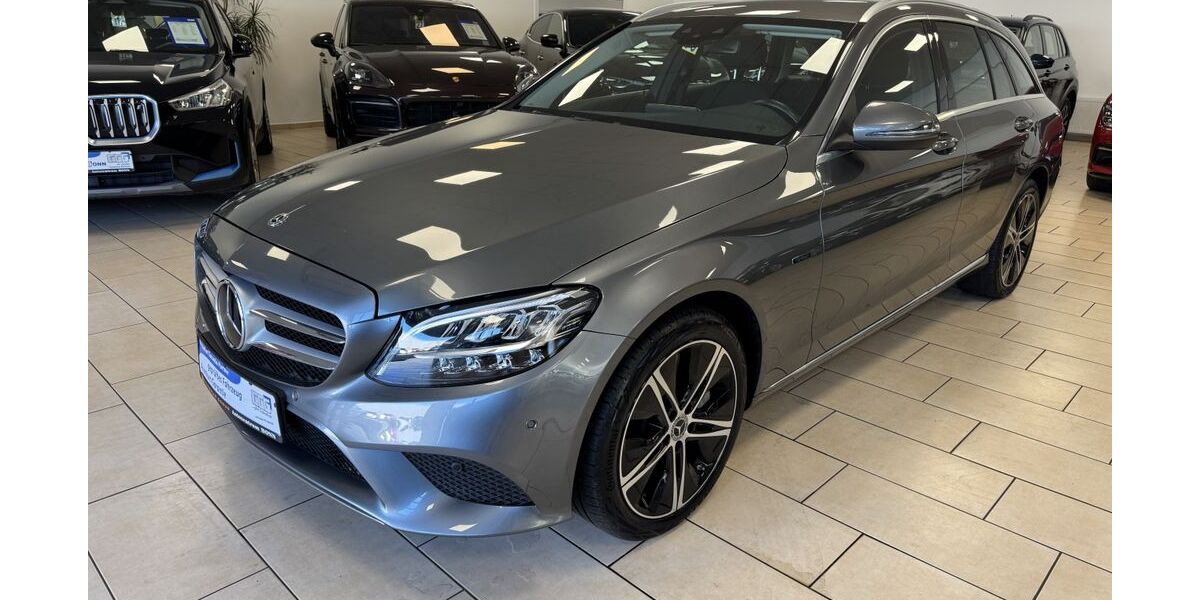 Mercedes-Benz C 300 135.871 km 21.500 &euro; Bonn 53227