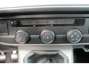 VW T6.1 Transporter 2,0 TDi Kasten Klima PDC SOFORT ! 10 km 32.990 &euro; Bonn 53225