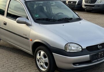 Opel Corsa 123.900 km 1.990 &euro; Bornheim 53332