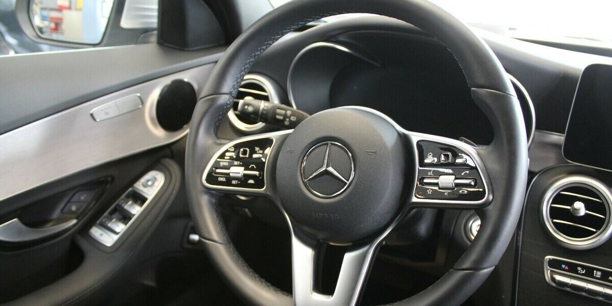 Mercedes-Benz C 300 e T 9G-Tronic Avantgarde 21.318 km 28.480 &euro; Euskirchen 53881