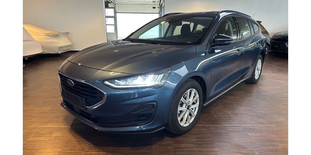 Ford Focus 33.306 km 18.900 &euro; Brühl 50321