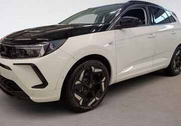 Opel Grandland (X) 15.300 km 24.950 &euro; Bornheim 53332