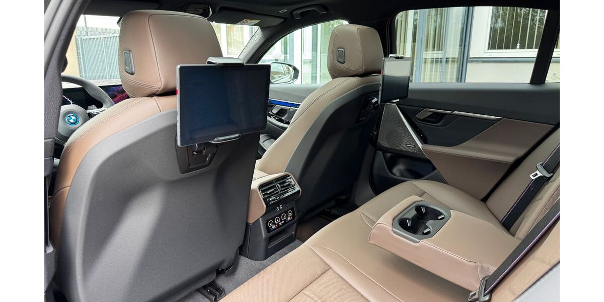 BMW 530 4.062 km 72.950 &euro; Köln 50739