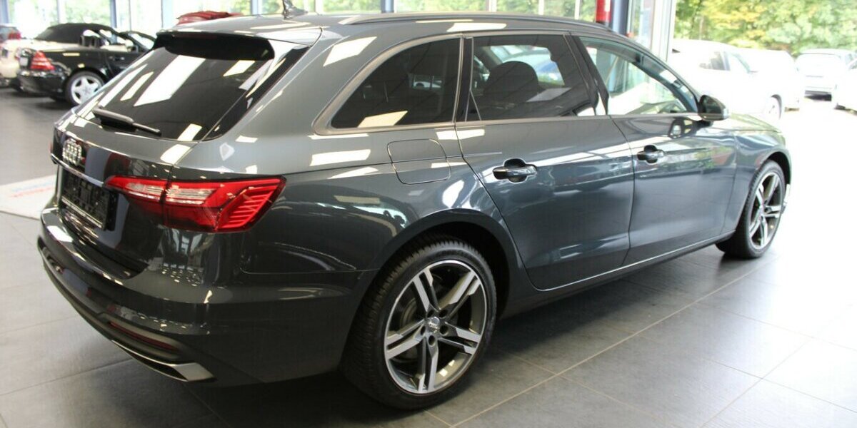 Audi A4 Avant 40 TFSI S TRONIC 67.560 km 23.980 &euro; Euskirchen 53881