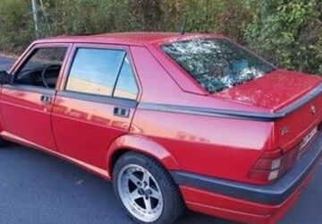 Alfa Romeo 75 263.000 km 12.000 &euro; Erftstadt-Friesheim 50374