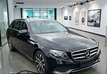 Mercedes-Benz E 300 110.500 km 23.990 &euro; Bonn OT Pützchen 53229