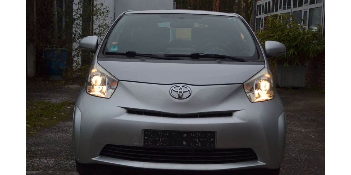 Toyota IQ 47.000 km 6.470 &euro; köln 50969