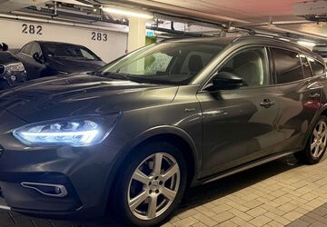 Ford Focus 102.000 km 15.250 &euro; Köln 50858