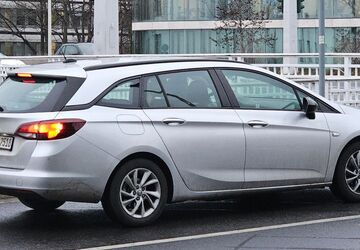 Opel Astra 54.600 km 12.900 &euro; Bonn 53125