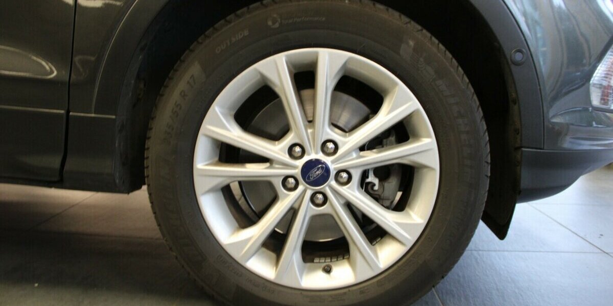 Ford Kuga 1.5 EcoBoost 4x4 Aut. Titanium 97.755 km 15.980 &euro; Euskirchen 53881