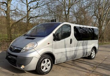 Opel Vivaro 108.000 km 12.850 &euro; Köln 50827