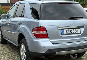 Mercedes-Benz ML 320 282.000 km 5.900 &euro; Köln 51103