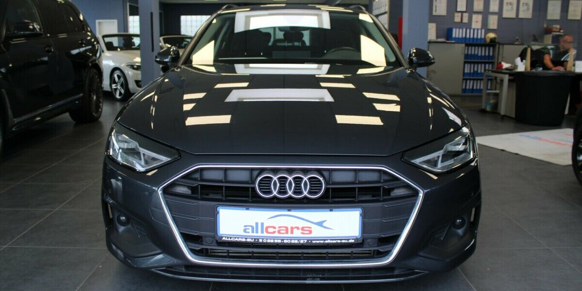 Audi A4 Avant 40 TFSI S TRONIC 67.560 km 23.980 &euro; Euskirchen 53881