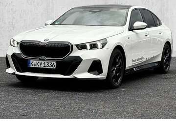 BMW 540 8.961 km 65.540 &euro; Köln 51063