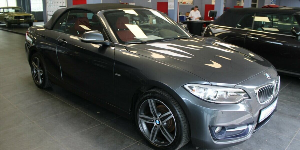 BMW 218 218i Cabrio Sport Line 59.960 km 17.980 &euro; Euskirchen 53881