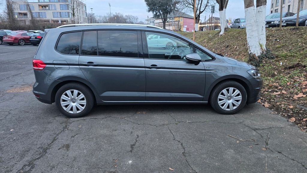 VW Touran 189.000 km 13.000 &euro; Köln 51109