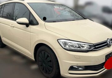 VW Touran 132.995 km 10.500 &euro; Bonn 53227