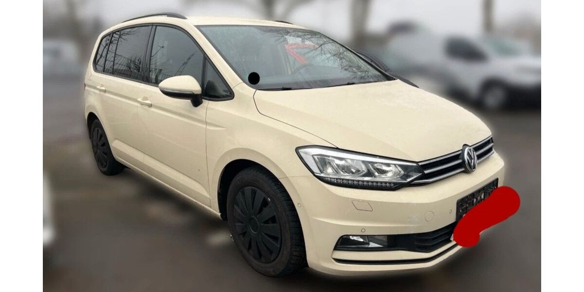 VW Touran 132.995 km 10.500 &euro; Bonn 53227