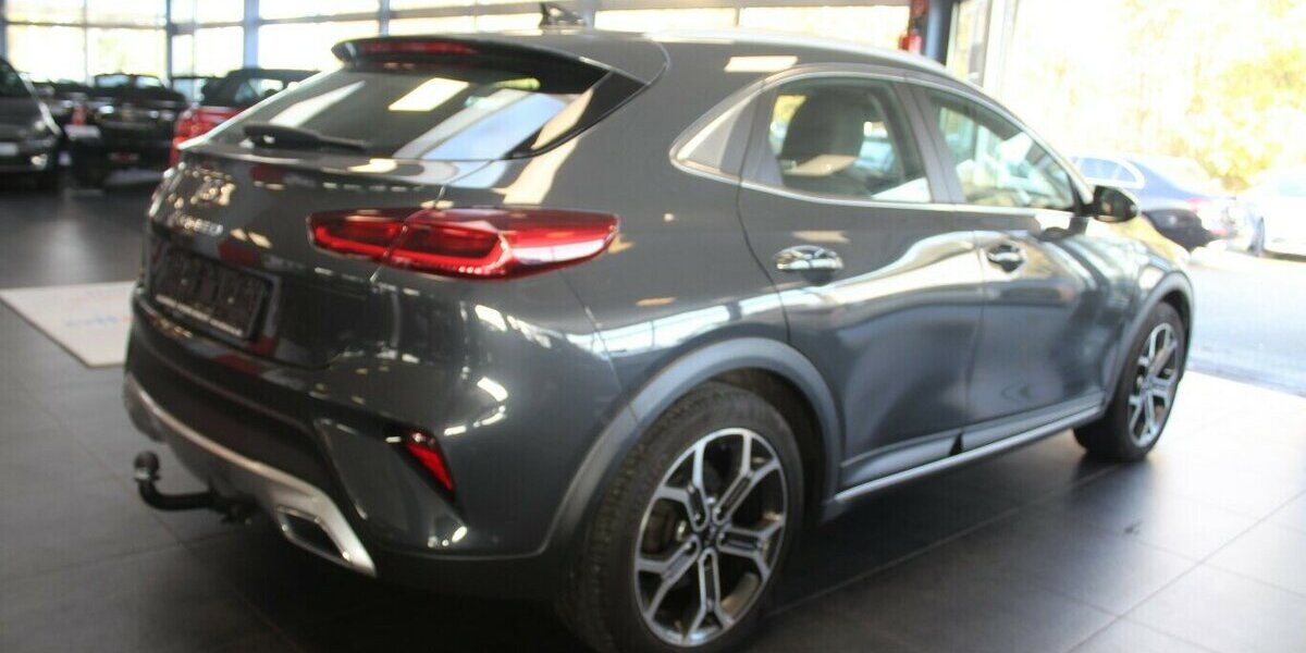 Kia XCeed 1.6 CRDi Eco-Dynamics 48V Mild Hybrid Platin 71.010 km 16.980 &euro; Euskirchen 53881