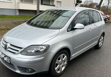 VW Golf 137.000 km 4.000 &euro; köln 50739