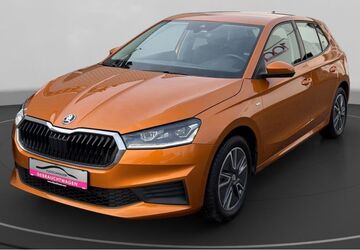 Skoda Fabia 12.113 km 19.990 &euro; Euskirchen 53879