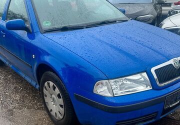Skoda Octavia 178.716 km 2.500 &euro; Bonn 53121