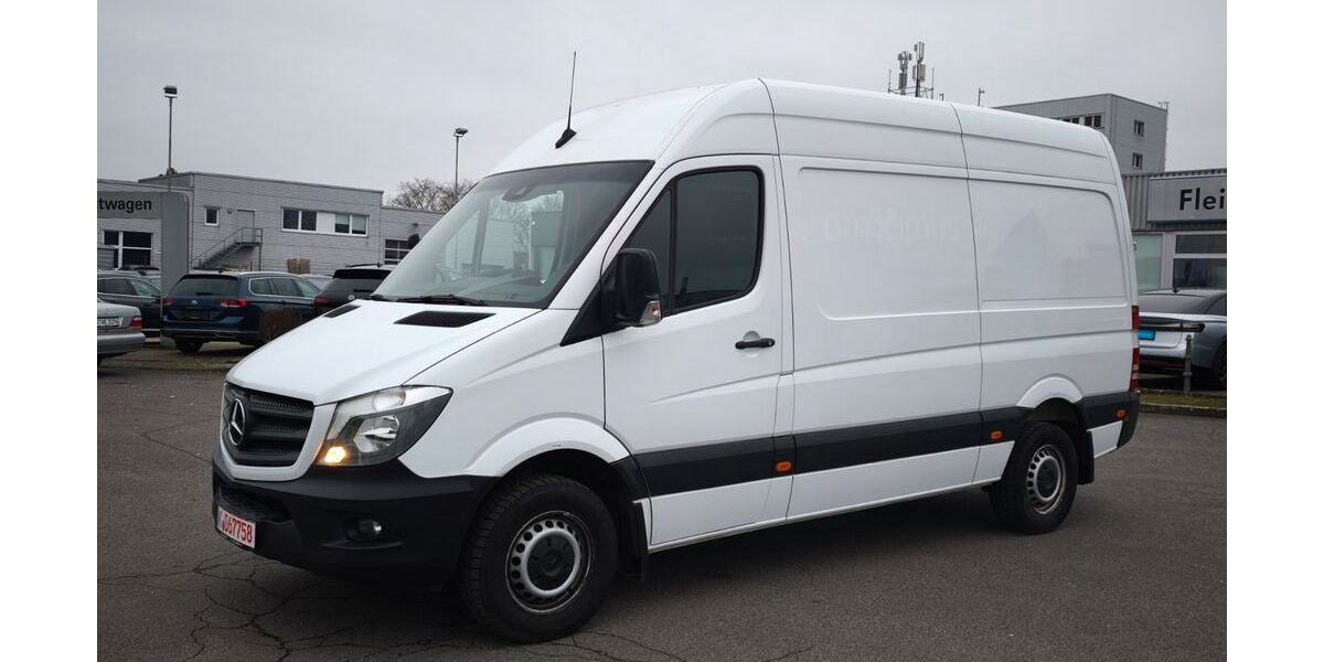 Mercedes-Benz Sprinter 82.029 km 19.635 &euro; Köln 51145